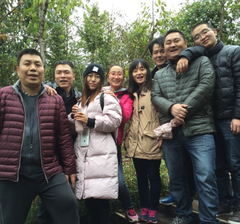 這里的水，滿江春意；